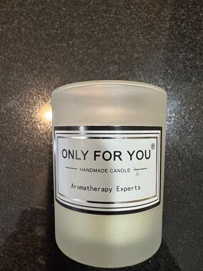Aroma Therapy Experts Handmade minimalist Candle - Cream & Black Box. 2.5 inches